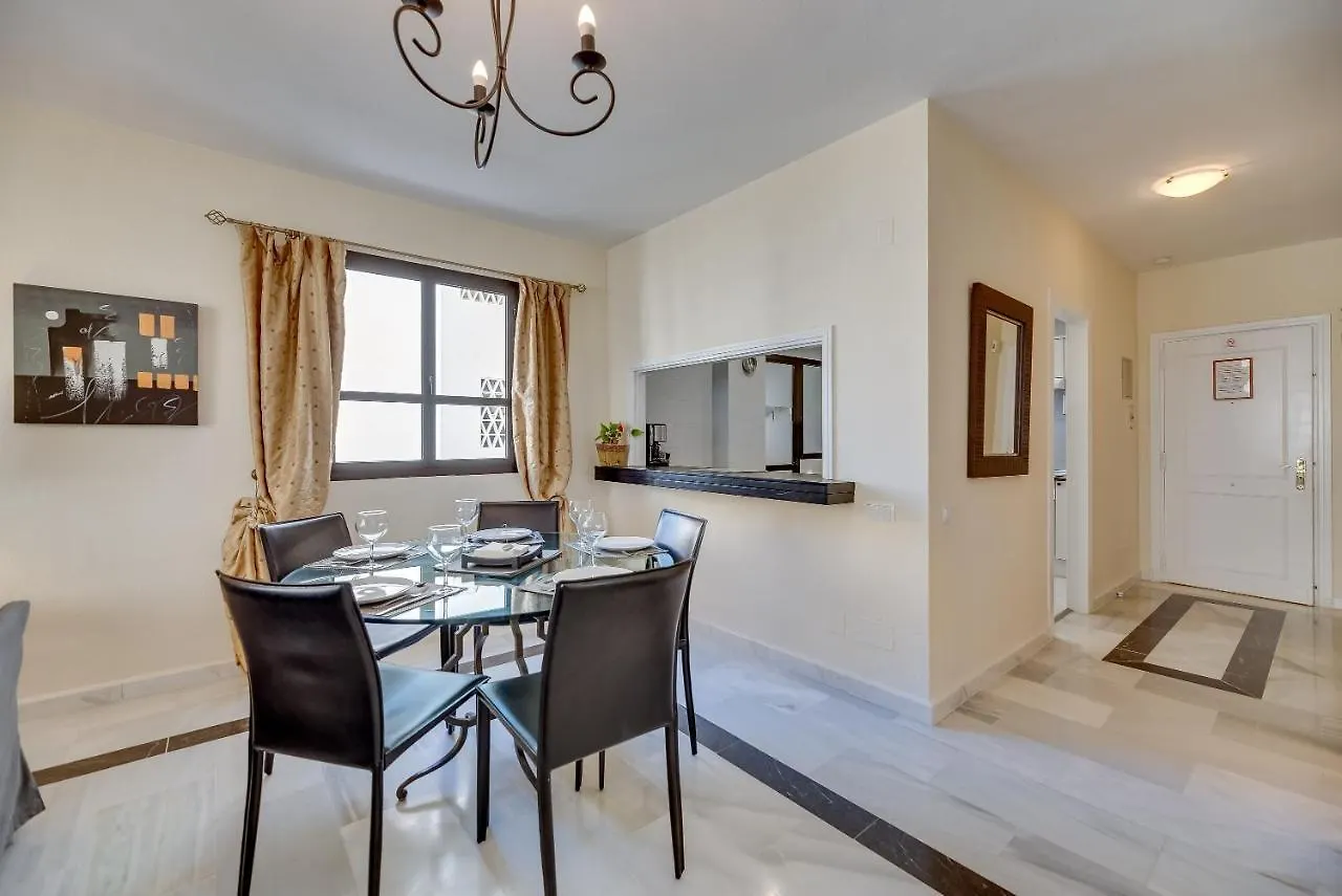 Puerto Banus2 Beachfront And Pools ماربيا 0*,