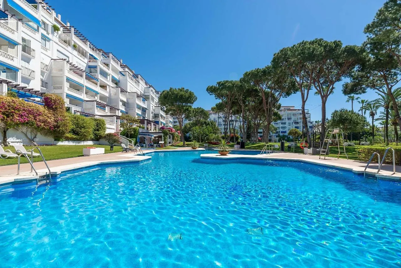 Apartment Puerto Banus2 Beachfront And Pools Marbella