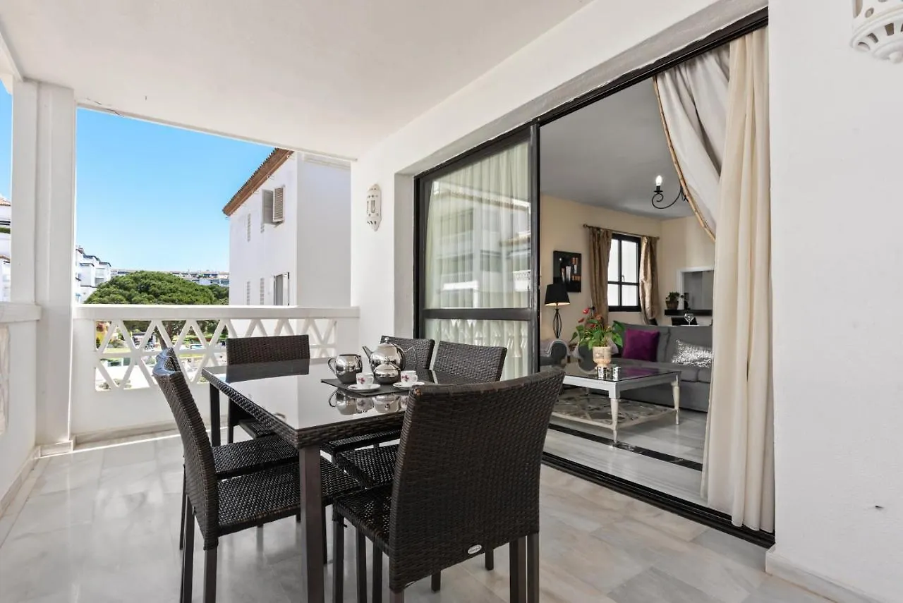 Puerto Banus2 Beachfront And Pools Marbella Spain
