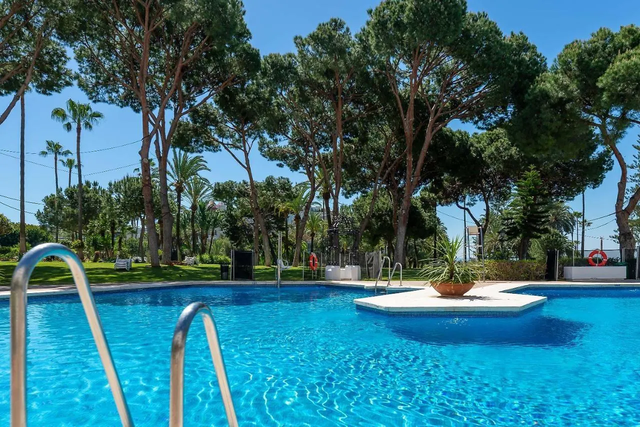 Apartment Puerto Banus2 Beachfront And Pools Marbella