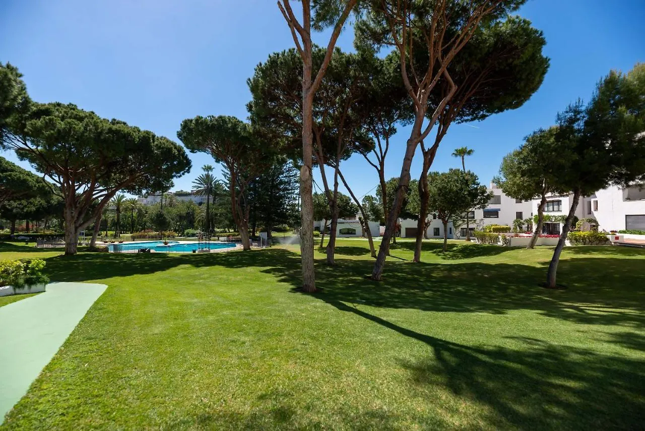 Puerto Banus2 Beachfront And Pools Marbella Apartment