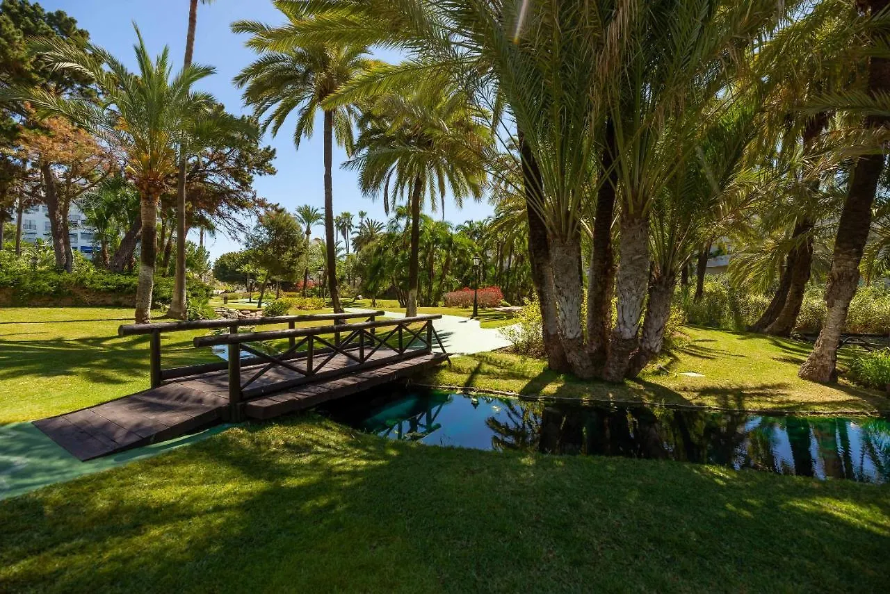 Puerto Banus2 Beachfront And Pools Marbella